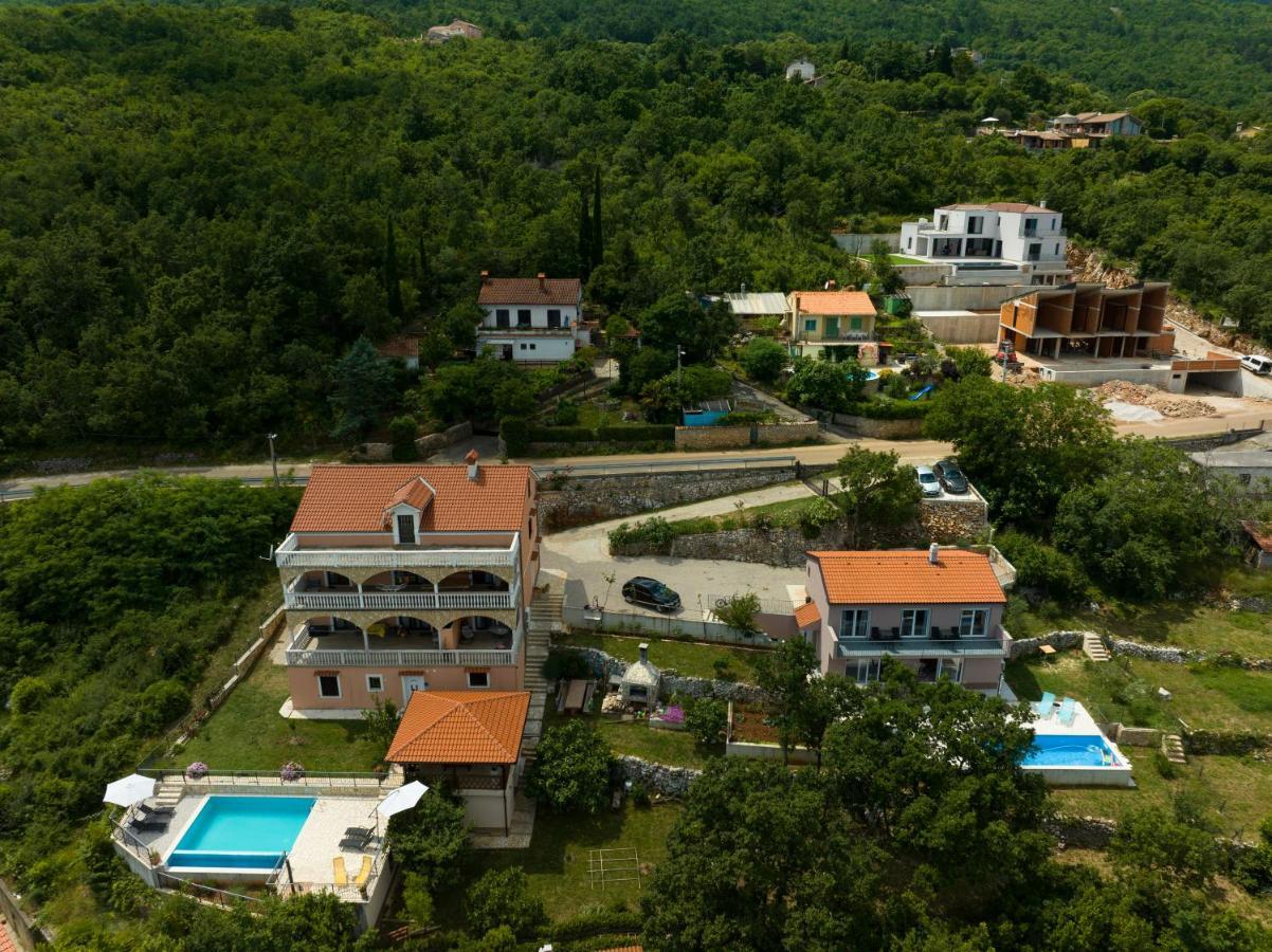 Jovich Apartments 3 Mošćenička Draga Buitenkant foto