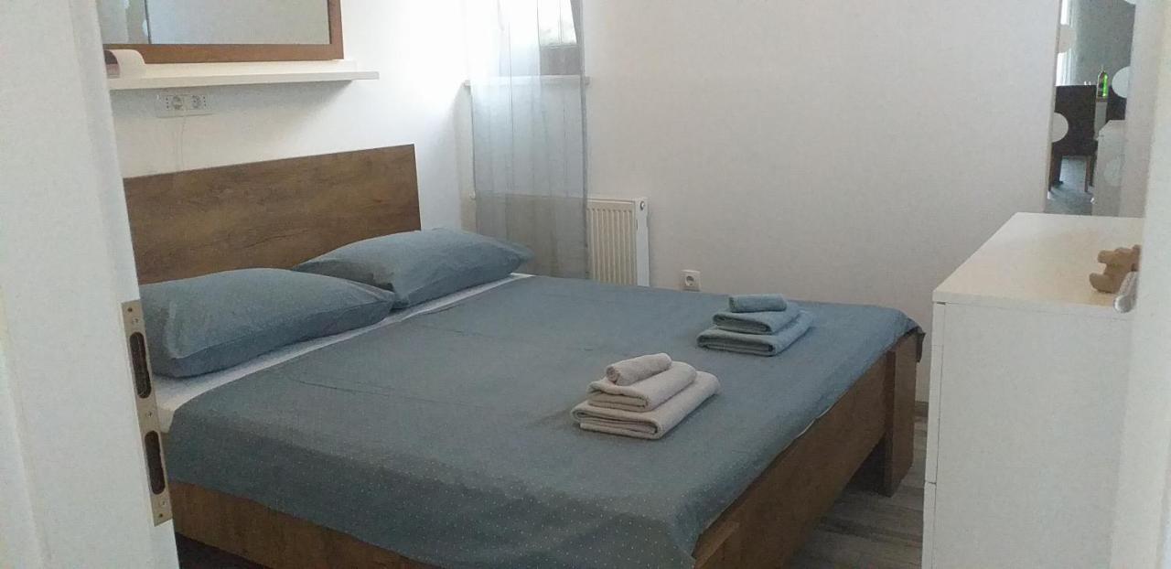 Jovich Apartments 3 Mošćenička Draga Buitenkant foto