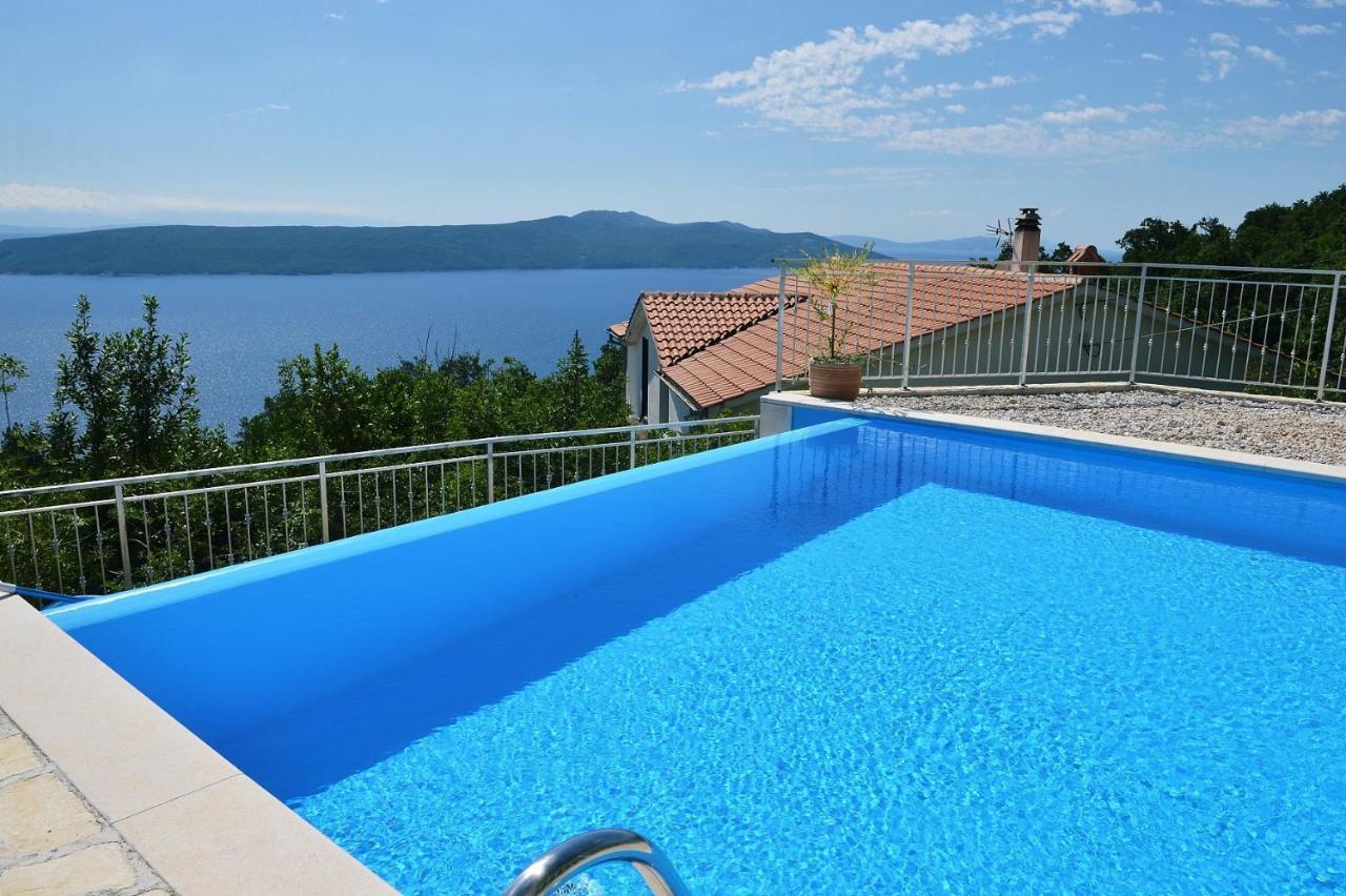 Jovich Apartments 3 Mošćenička Draga Buitenkant foto